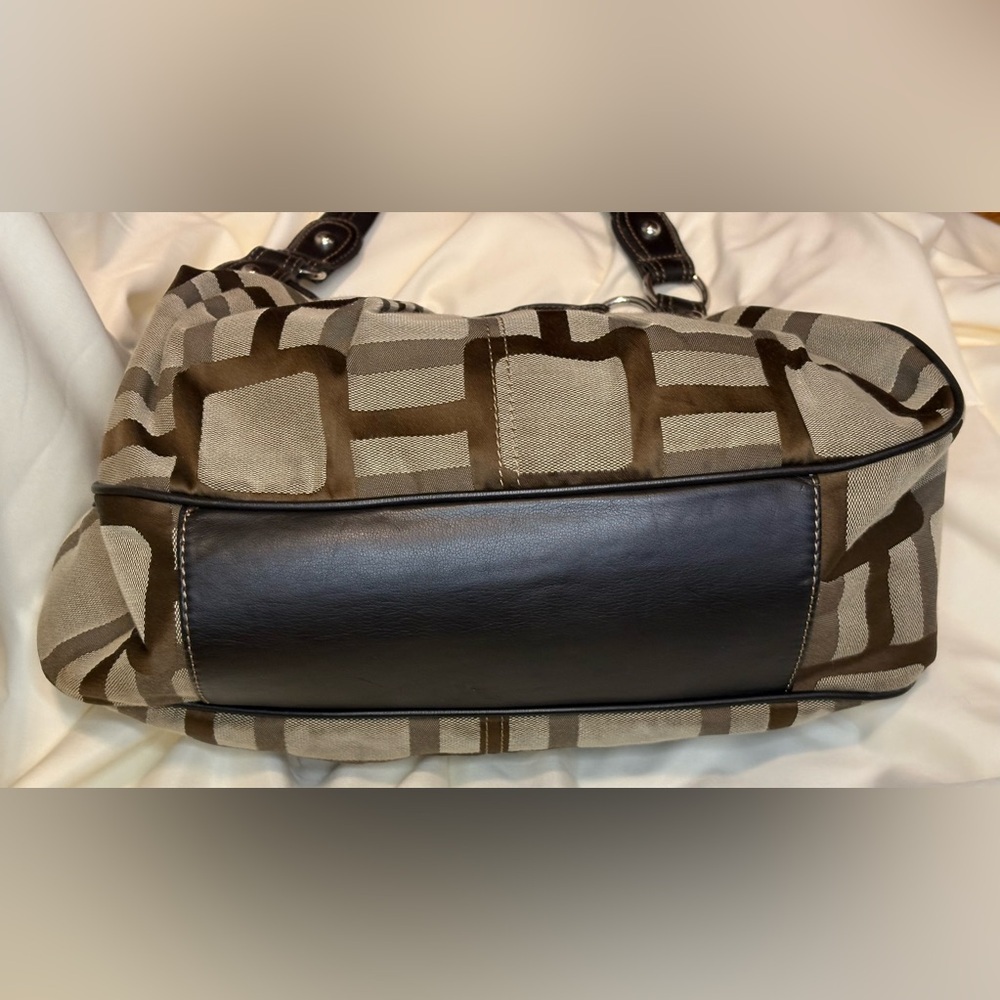 Nine West Brown and Beige Shoulder Bag - Picture 3 of 15